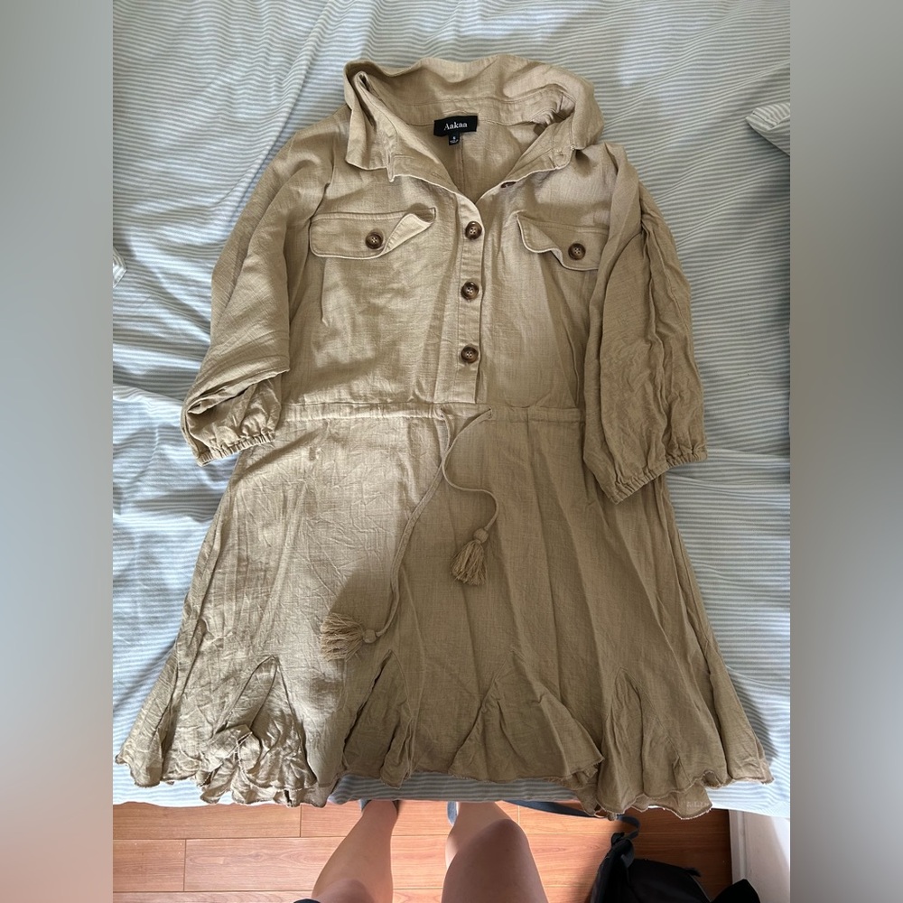 Aakaa Dress